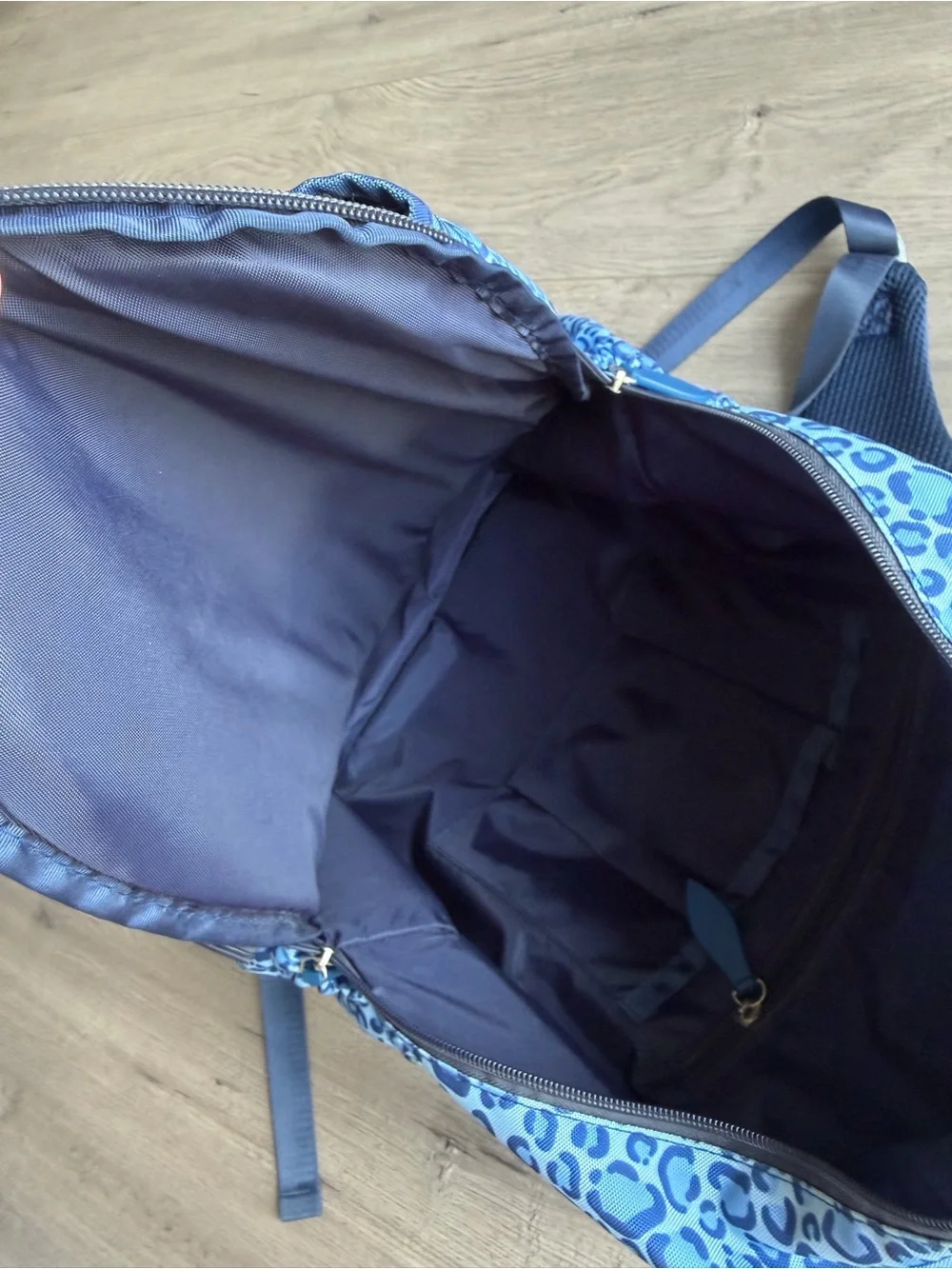 Ame & Lulu Tennis Backpack - blue leopard print